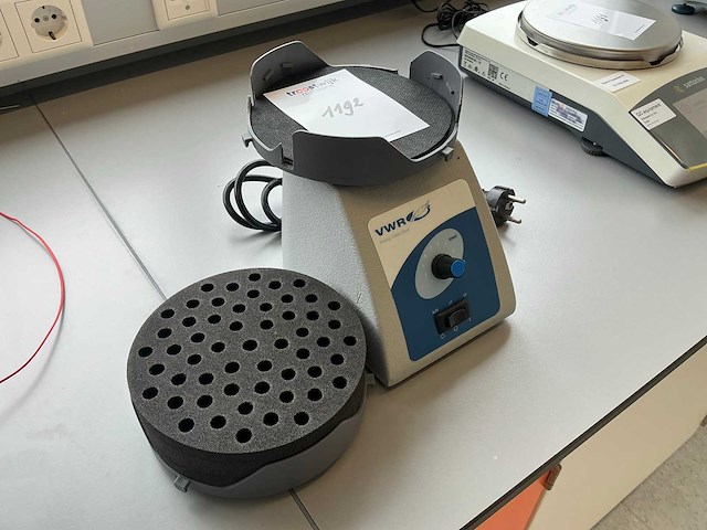 Vwr vortex mixer - afbeelding 1 van  4