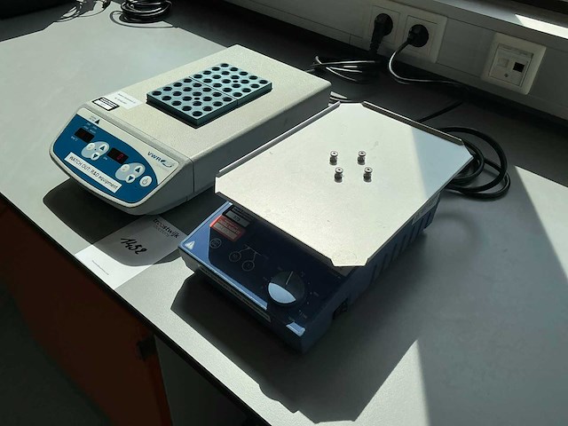 Vwr/ika digital 2blk verwarming/ mts2-4 shaker en warmteblok - afbeelding 3 van  8