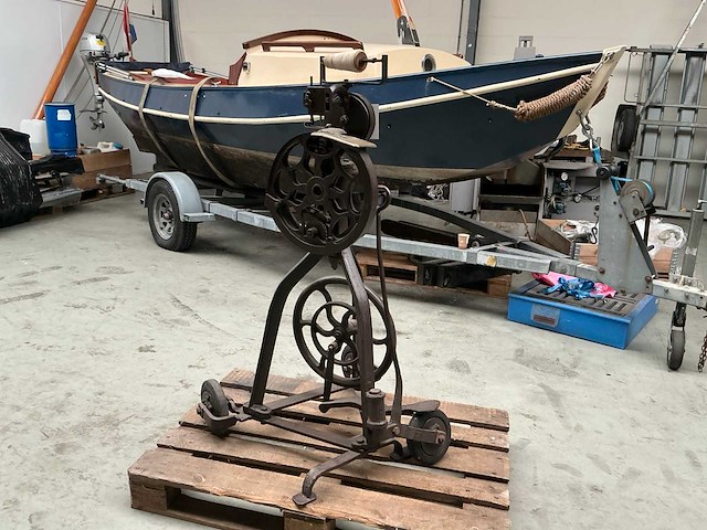 W. birch naaimachine - afbeelding 1 van  7