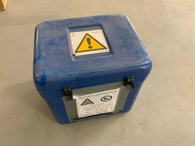 W104 gewasbeschermingsmiddelen kist - afbeelding 3 van  5
