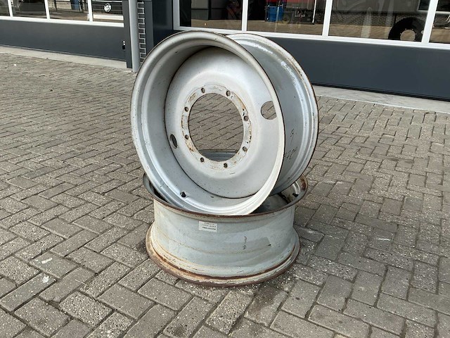 W12x28 velg (2x) - afbeelding 1 van  4