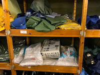 Waad regen kleding en stoffen overalls - afbeelding 1 van  8