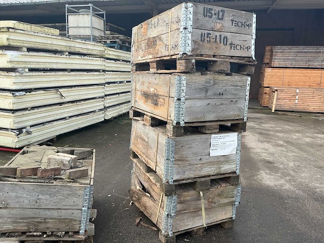 Waaltjes en klinkers en opsluitbandjes - afbeelding 5 van  16