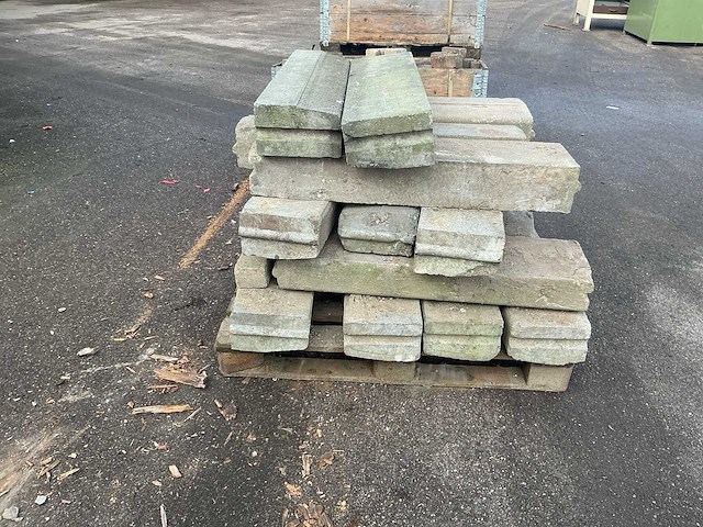 Waaltjes en klinkers en opsluitbandjes - afbeelding 9 van  16