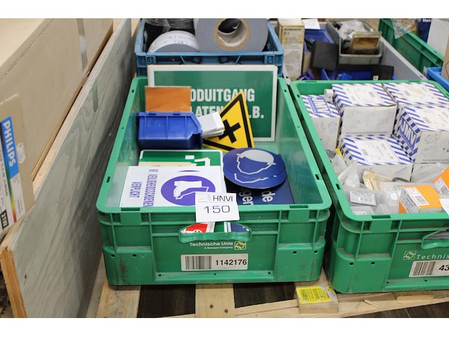 Waarschuwingsborden en stickers in kunststof krat. - afbeelding 1 van  3
