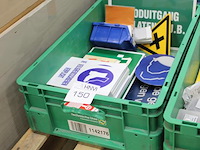 Waarschuwingsborden en stickers in kunststof krat. - afbeelding 2 van  3