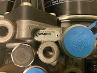 Wabco 4324332180 dubbele luchtdroger - afbeelding 2 van  8