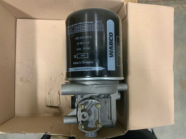 Wabco 4324332180 dubbele luchtdroger - afbeelding 1 van  2