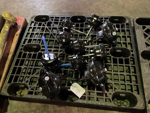 Wabco rembooster/remkamer (10x) - afbeelding 1 van  7