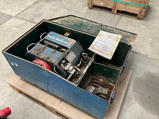 Wachs trav-l-cutter e pneumatische buizenzaagmachine - afbeelding 2 van  7