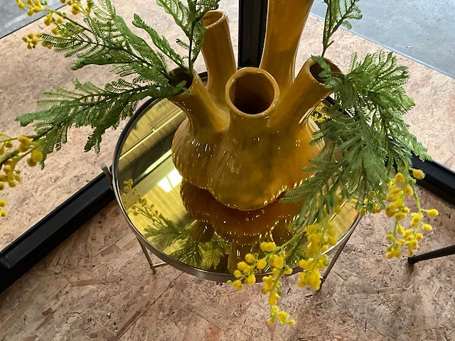 Wachtkamermeubilair - 2x satelliet stoel + bijzettafel - afbeelding 4 van  5