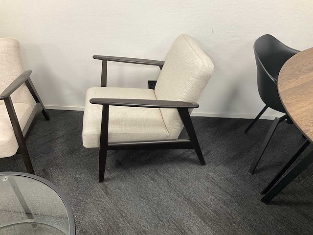 Wachtkamerstoelen met tafel (2x) - afbeelding 2 van  3