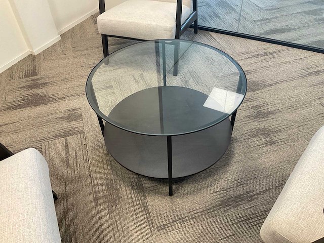 Wachtkamerstoelen met tafel (3x) - afbeelding 3 van  3