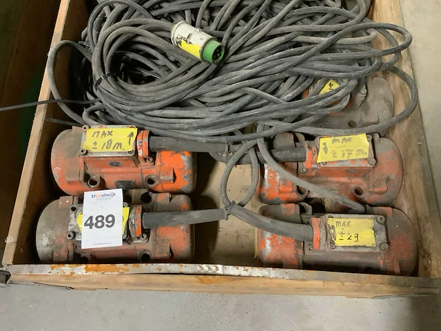 Wacker ar 54, 42v externe trilmotor (11x) - afbeelding 2 van  4