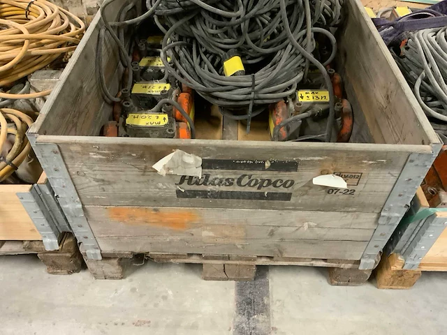 Wacker ar 54, 42v externe trilmotor (11x) - afbeelding 5 van  5