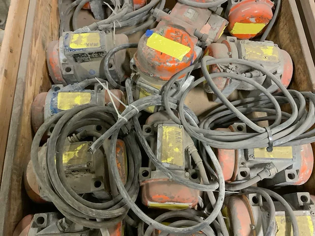 Wacker ar 54, 42v externe trilmotor (15x) - afbeelding 3 van  5