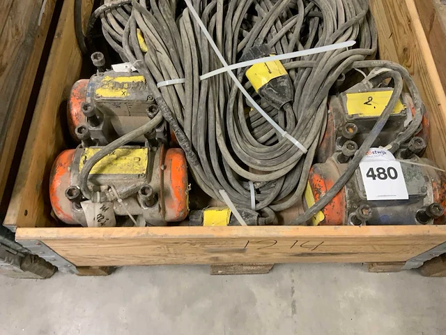Wacker ar 54, 42v externe trilmotor (8x) - afbeelding 3 van  5