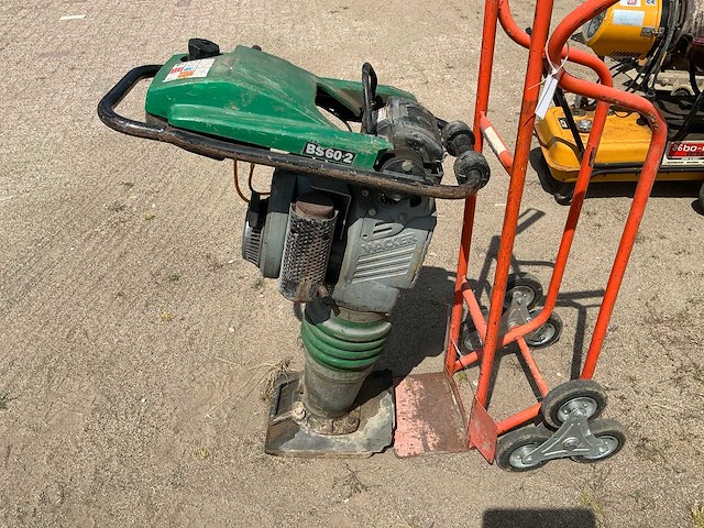 Wacker bs60-2 benzine trilstamper - afbeelding 1 van  11