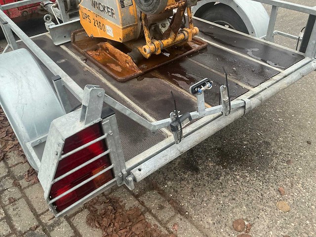 Wacker dps 2360 trilplaat met trilplaat aanhanger - afbeelding 14 van  22