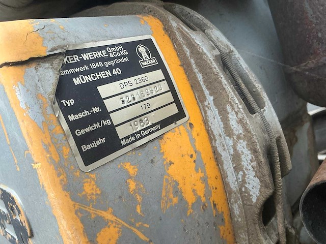 Wacker dps 2360 trilplaat met trilplaat aanhanger - afbeelding 8 van  24