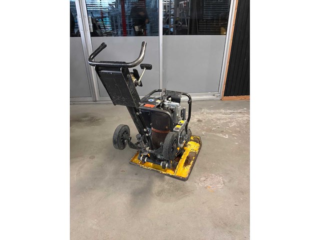 Wacker dps3060 diesel trilplaat 3000kg slagkracht - afbeelding 9 van  9