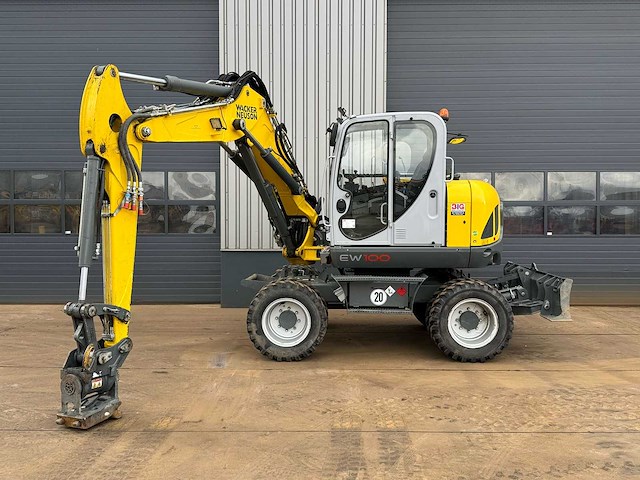 Wacker neuson - ew100 e06-03 - wheeled excavator - 2022 - afbeelding 2 van  26
