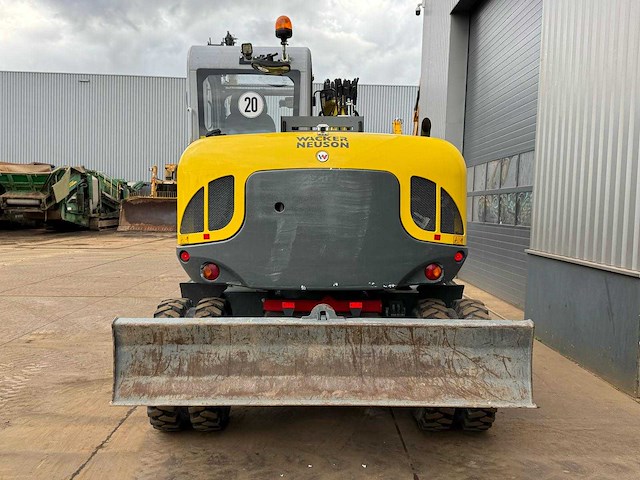 Wacker neuson - ew100 e06-03 - wheeled excavator - 2022 - afbeelding 4 van  26