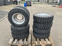 Wacker neuson ew65 mobiele graafmachine wielenset - afbeelding 5 van  10