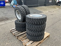 Wacker neuson ew65 mobiele graafmachine wielenset - afbeelding 6 van  10