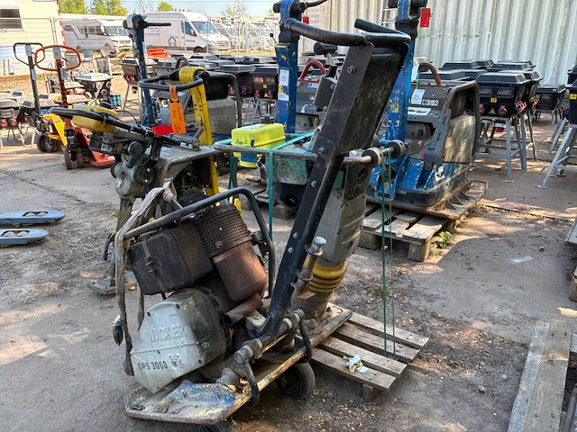 Wacker neuson trilplaat / trilstamper - afbeelding 1 van  4