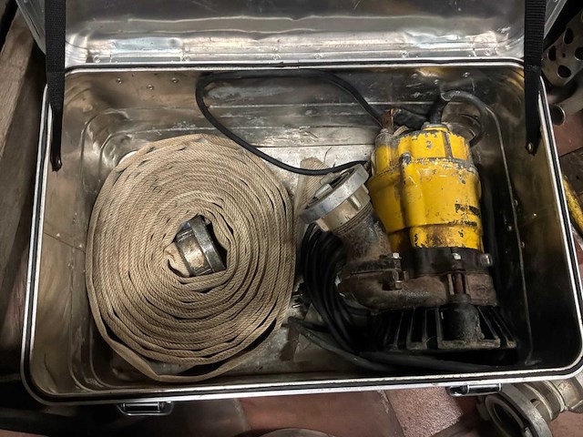 Wacker ps2-400 vuilwaterpomp - afbeelding 7 van  8