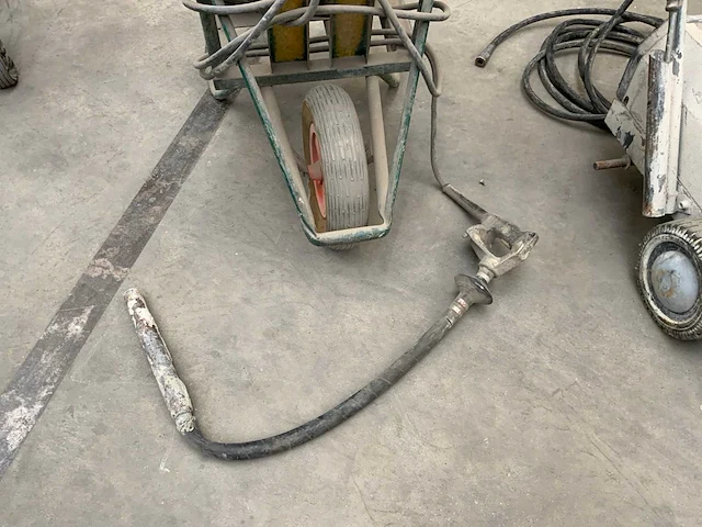 Wacker trilnaald met omvormer - afbeelding 2 van  4