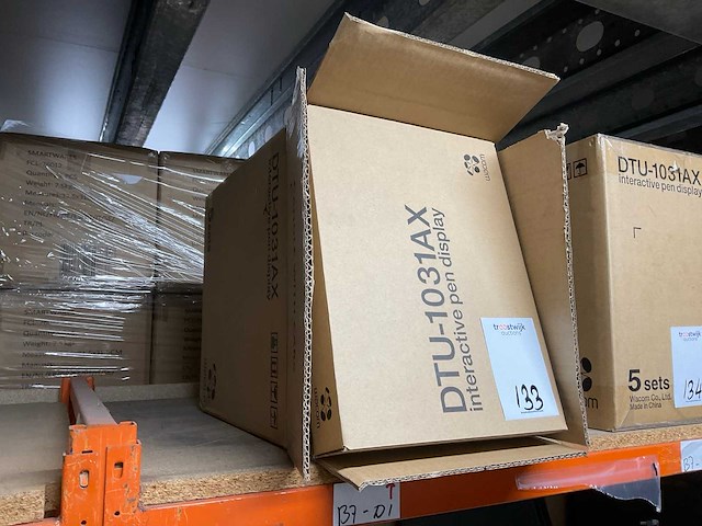 Wacom dtu-1031ax pen display (5x) - afbeelding 2 van  4