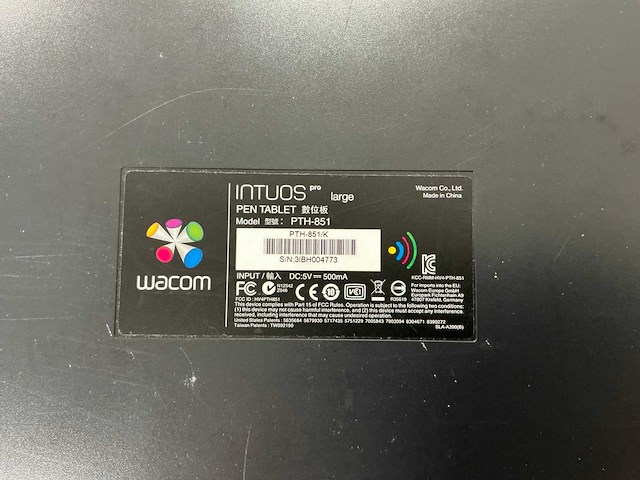 Wacom intuos pro large tekentablet - afbeelding 3 van  4