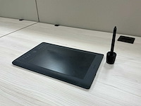 Wacom intuos pro medium tekentablet - afbeelding 1 van  5