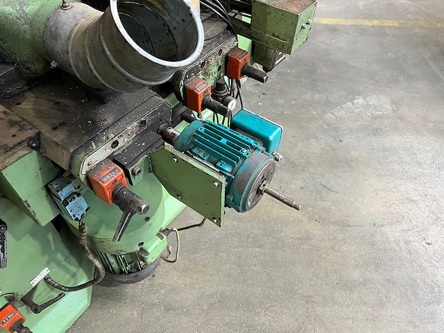Wadkin - 1994 - gd 802 - vierzijdige profileer- en schaafmachine - afbeelding 7 van  10