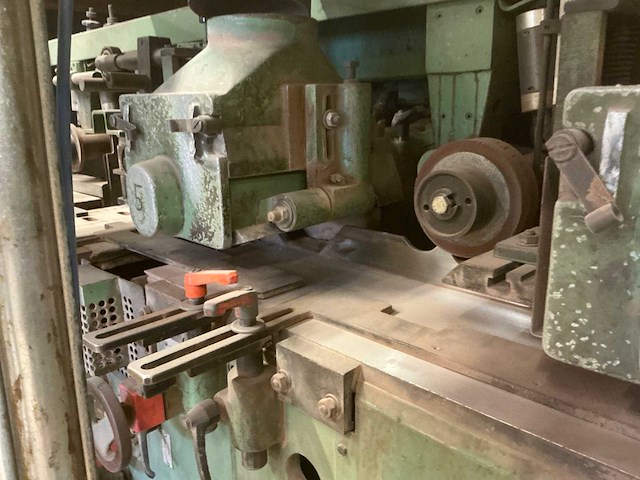 Wadkin ga 3677 vierzijdige schaafmachine - afbeelding 13 van  32