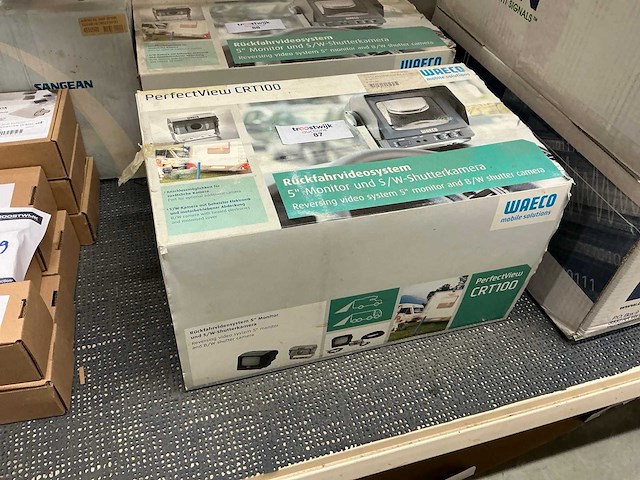 Waeco perfectview crt 100 achteruitrijcamera - afbeelding 1 van  2