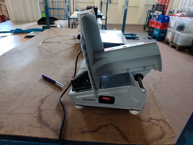 Wafelijzer, kleine vleesmachine , vacuummachine silvercrest (15,16,18) - afbeelding 4 van  8