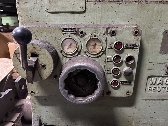 Wagener reutlingen halfautomatische dubbele verstekzaag - afbeelding 3 van  9