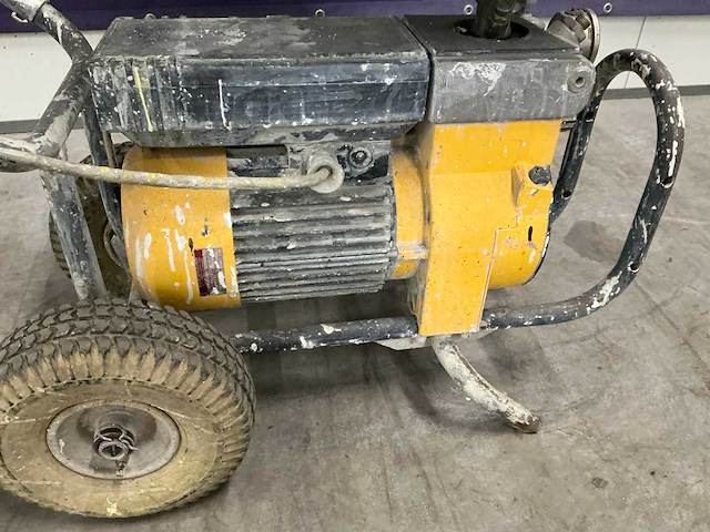 Wagner finish 400 airless spuitpomp - afbeelding 9 van  9