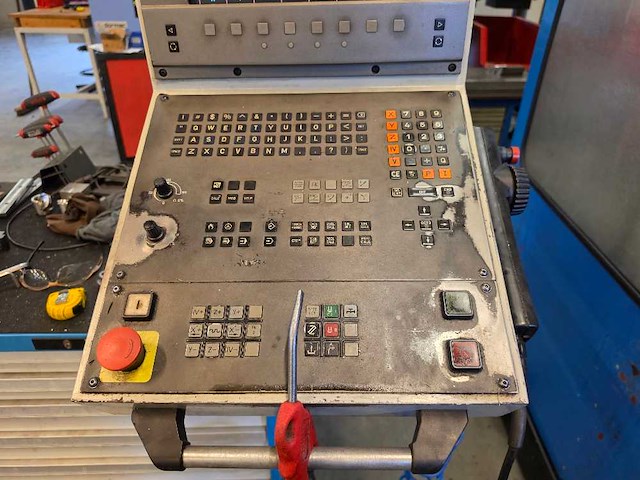 Wagner maschinen - 2001 - wmb 2000 - cnc freesmachine - afbeelding 12 van  16