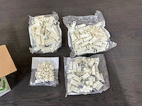 Wago 890-133 male met trekontlastingsbehuizing 3-polig wit (50x) - afbeelding 8 van  12