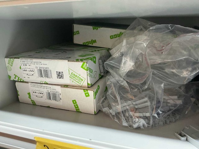 Wago voorraad kabelklemmen in stalen vakkenkast - afbeelding 6 van  46