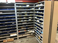 Wago voorraad kabelklemmen in stalen vakkenkast - afbeelding 1 van  46