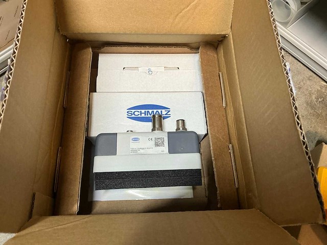 Wago voorraad kabelklemmen in stalen vakkenkast - afbeelding 27 van  46