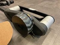 Wahoo kickr rollr fiets binnentrainer - afbeelding 4 van  7