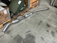 Walker/furo 20989 catalysator voorpijp toyota avensis 1.6i - afbeelding 1 van  6