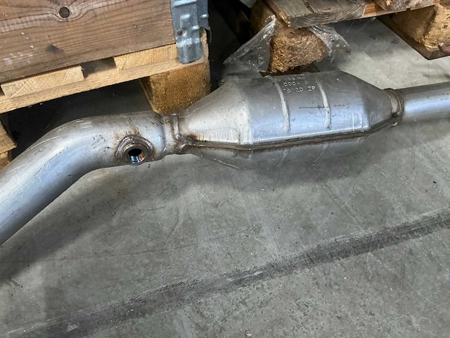 Walker/furo 20989 catalysator voorpijp toyota avensis 1.6i - afbeelding 3 van  6