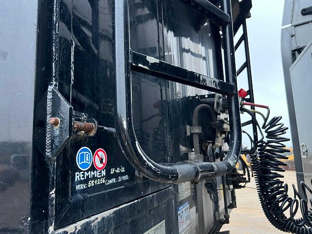 Walking floor - afbeelding 17 van  18